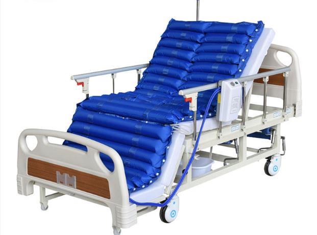 Homecare Hospital Medical Bed with Toilet Folding Electric Column ICU Bed with Scale Hospital Equipment List